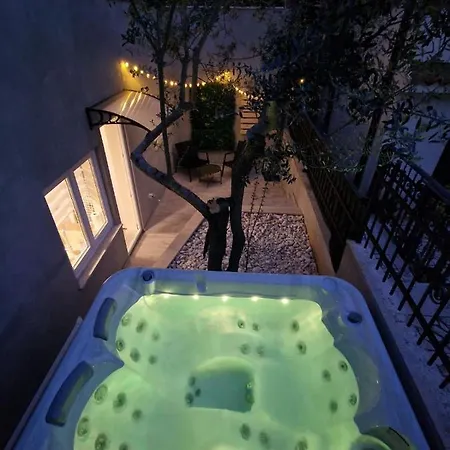 Mare With Private Garden And Jacuzzi * Vinkuran