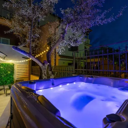 Mare With Private Garden And Jacuzzi Appartement *