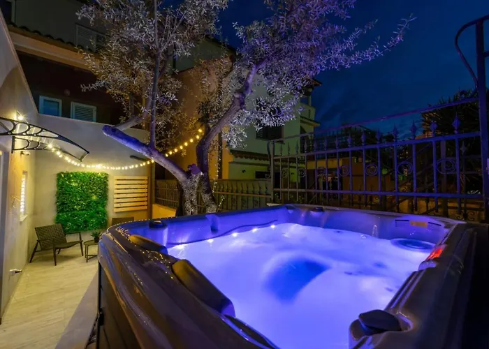 Mare With Private Garden And Jacuzzi Apartman *